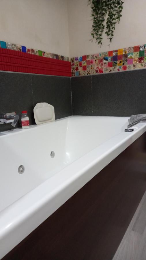 Loft "Coqueto" Rojo Apartment Ubrique Exterior photo